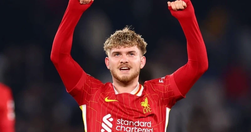 Article from www.nytimes.com with the title Liverpool stun PSG 1-0 with late Elliott goal in Champions League: Live updates and reaction